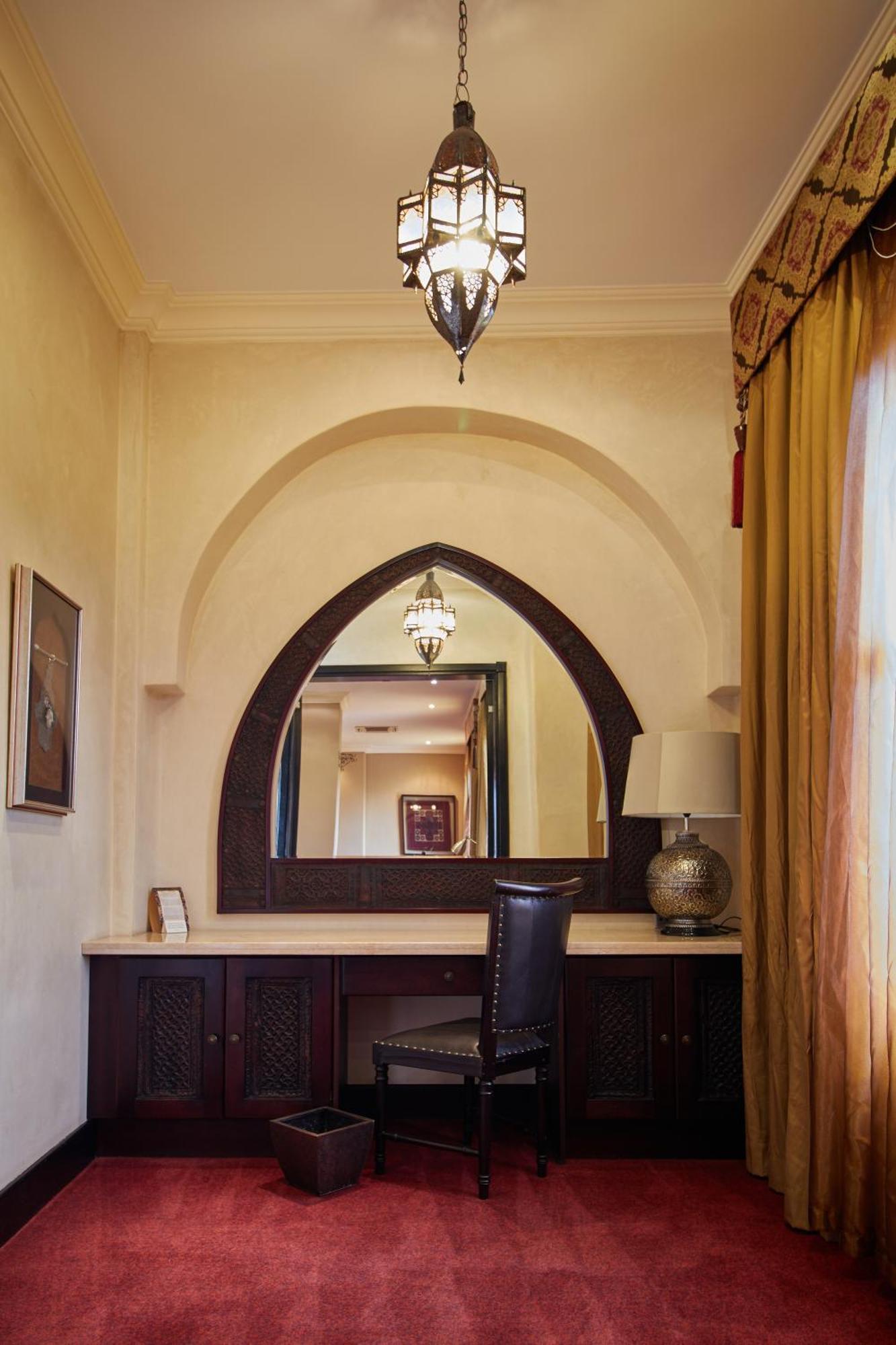 סנטוריון Royal Elephant Hotel & Conference Centre מראה חיצוני תמונה