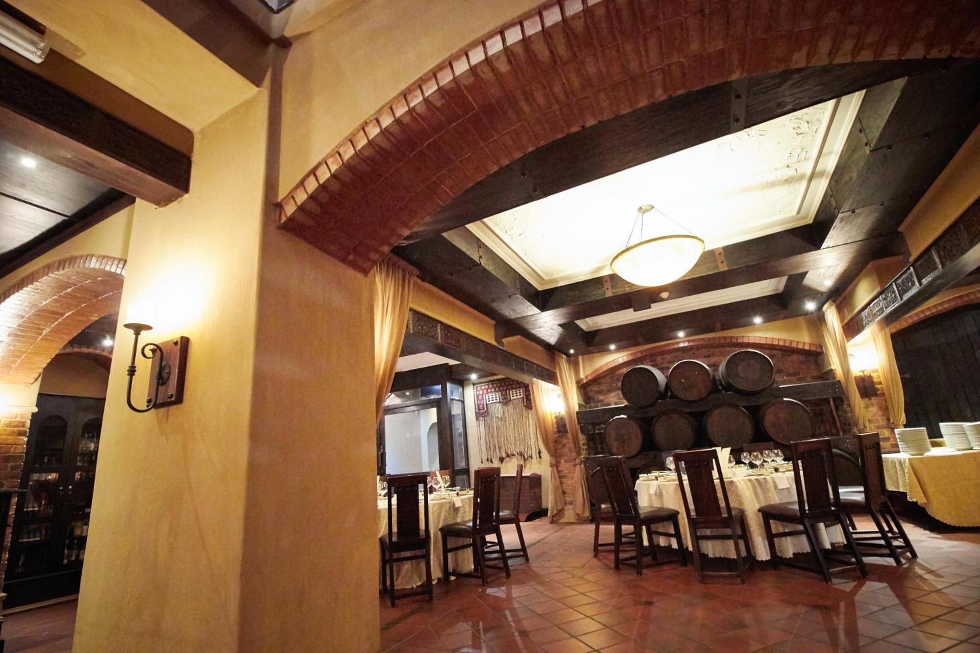 סנטוריון Royal Elephant Hotel & Conference Centre מראה חיצוני תמונה
