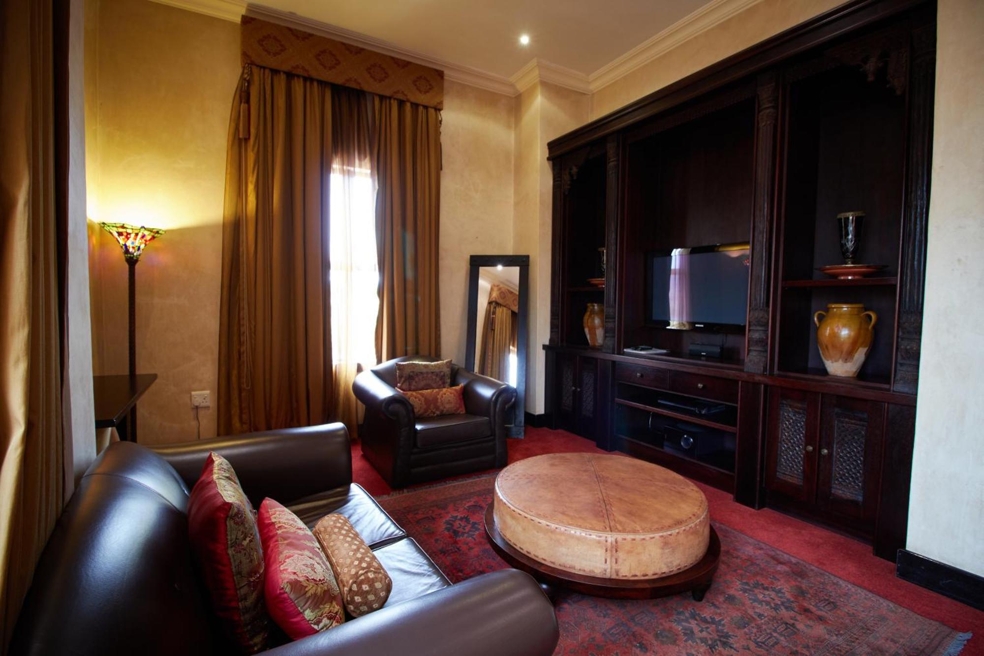 סנטוריון Royal Elephant Hotel & Conference Centre מראה חיצוני תמונה